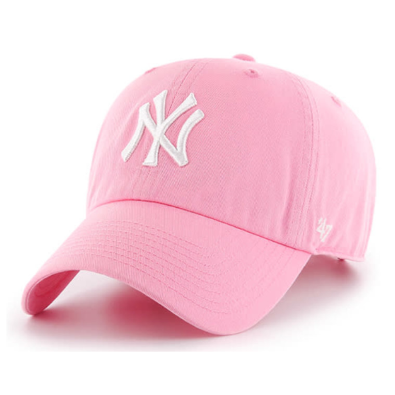 Rose pink ’47 Brand New York Yankees Clean Up adjustable strap hat with white NY logo, front view on white background