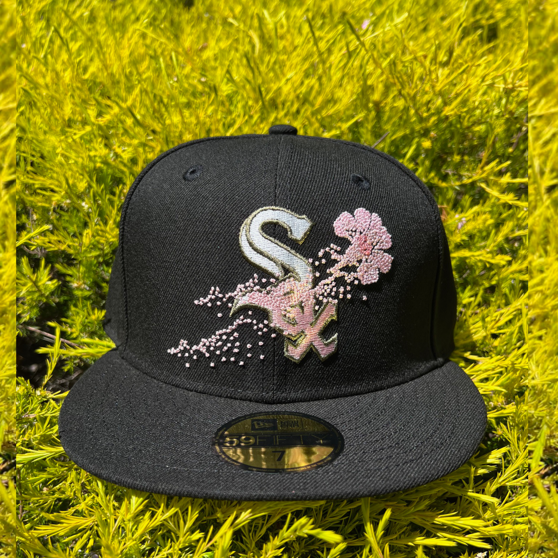 Black Dotted Floral Pink Chicago White Sox New Era Men's Fitted Hat