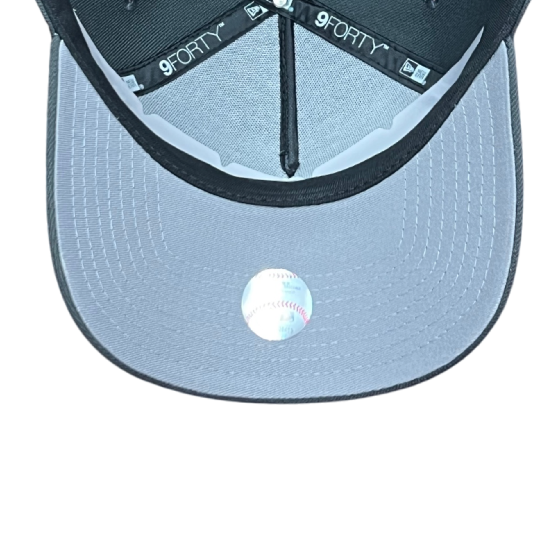 gray bottom of Los Angeles Dodgers Upside Down Graphite 9FORTY A-Frame Snapback