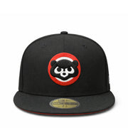 Black cap with a circular chicago cubs major baseball team cooperstown logo featuring a panda design on a white background