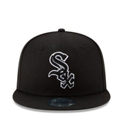 New Era Chicago White Sox Black White Outlined 9FIFTY Snapback Hat front view