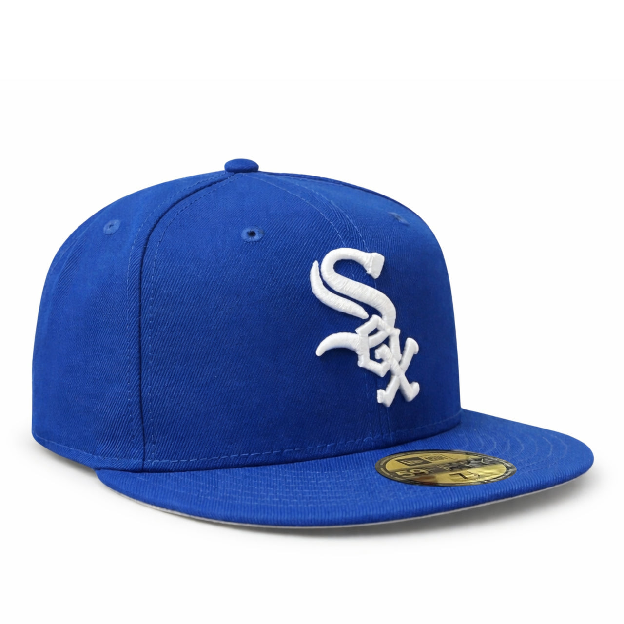 Blue baseball cap with a white chicago white sox baseball team logo on a white background