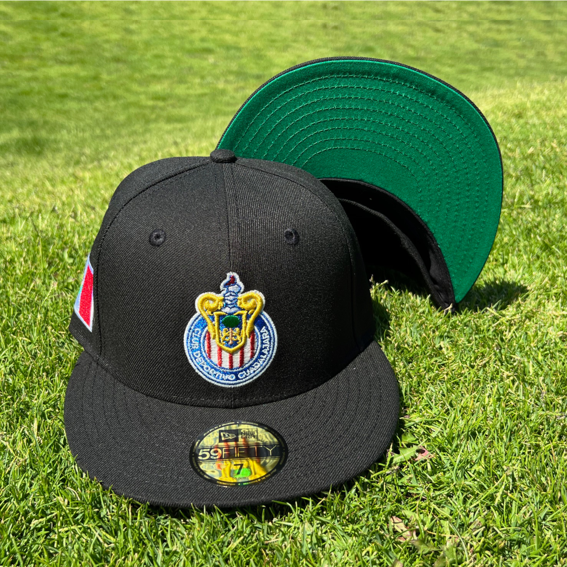 Chivas De Guadalajara Black Mexico Flag New Era 59FIFTY Fitted Hat