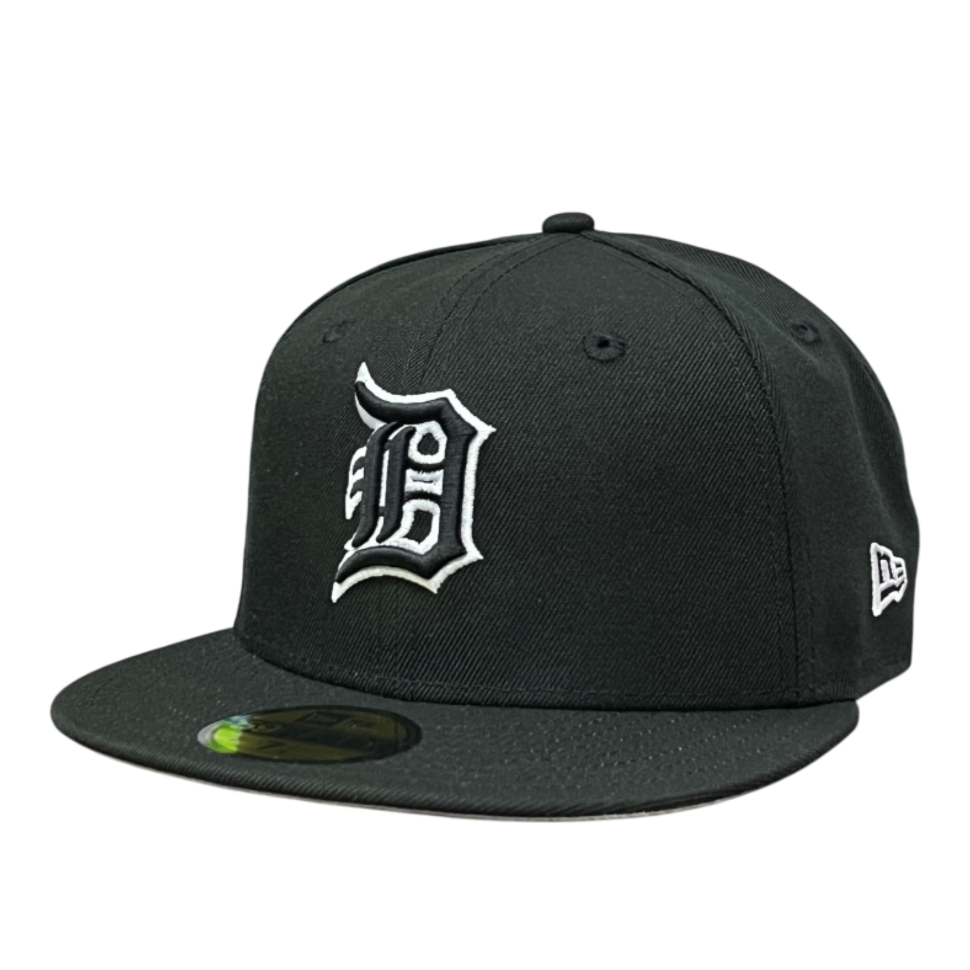 Detroit Tigers Black Black White Outline New Era 59FIFTY Fitted Hat front view