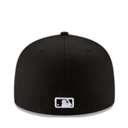 NewEra MLB Boston Red Sox B Black White Outlined Hat Back