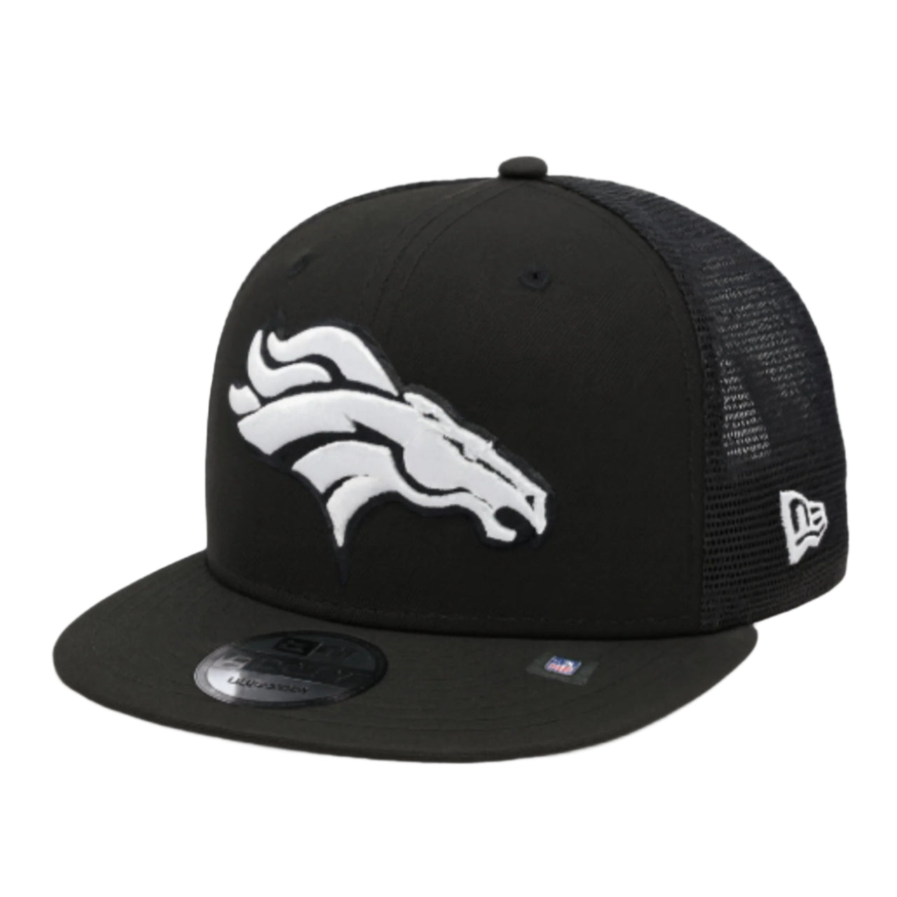 Front View of New Era Denver Broncos Black White 9FIFTY Trucker Snapback Hat