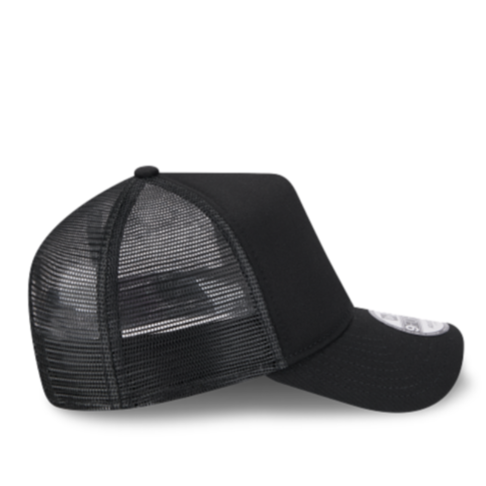 Side of New Era 9FORTY A-Frame black mesh snapback cap featuring a white LA logo on the front and a 1984 Los Angeles Olympic Stadium Baseball commemorative patch on the side, set against a white background.