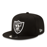 New Era Las Vegas Raiders Black White 9FIFTY Snapback Hat front angle view