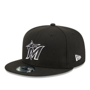 New Era Miami Marlins Black White 9FIFTY Snapback Hat angle view