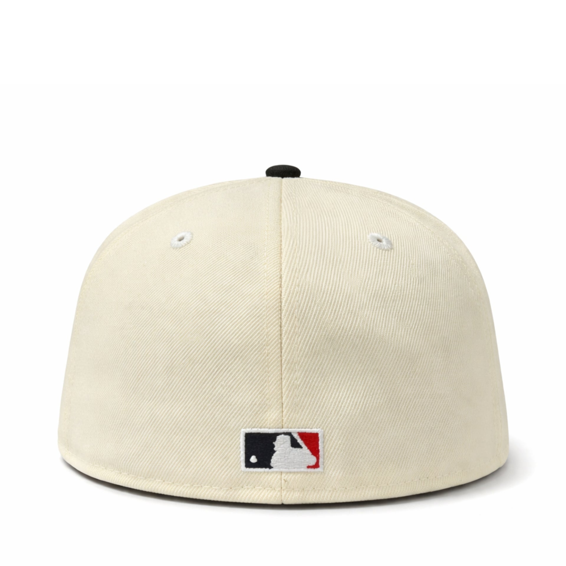 back view of New Era Atlanta Braves Tomahawks 1995 World Series 59FIFTY Fitted Hat Chrome Black