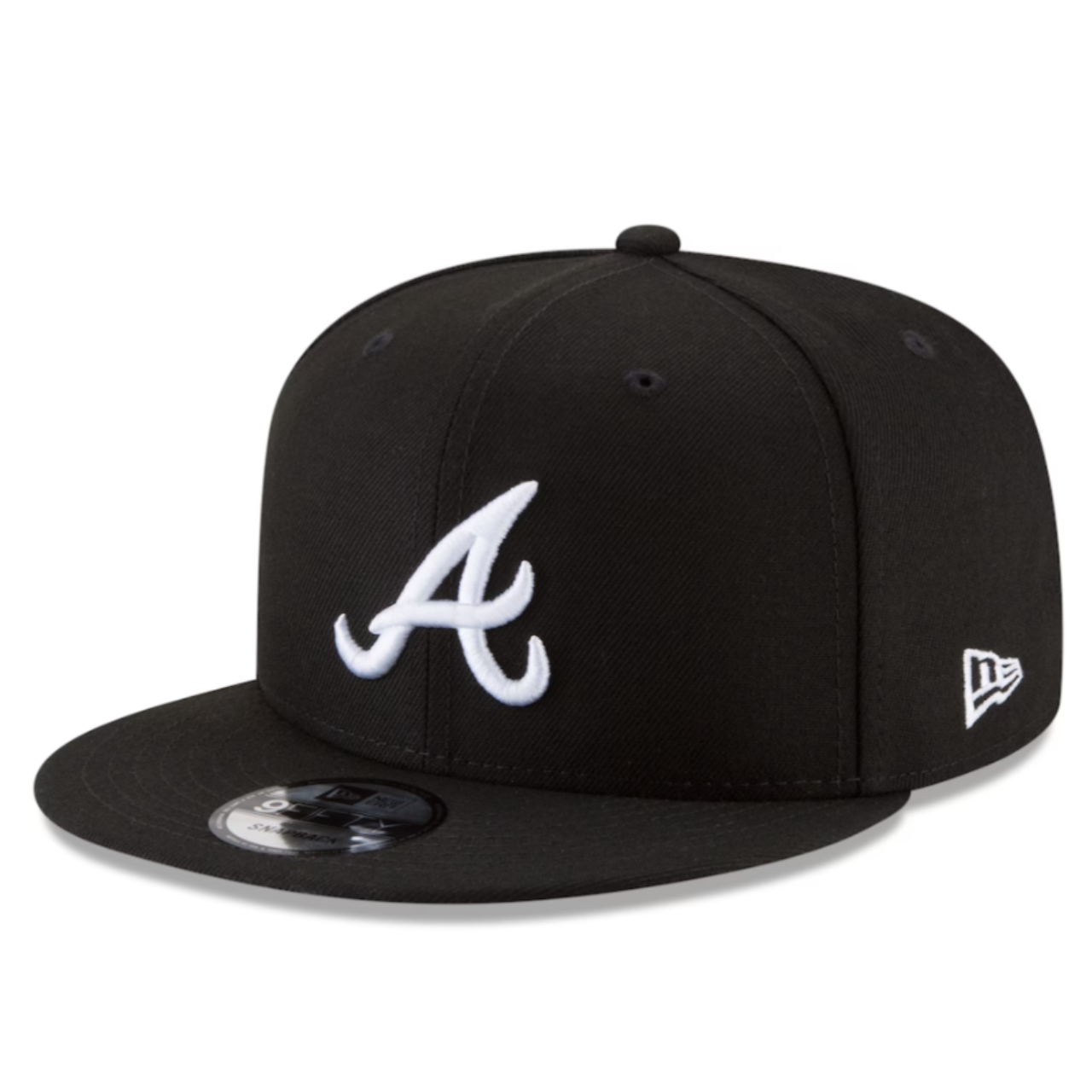 New Era Atlanta Braves Black White 9FIFTY Snapback Hat front left angle view