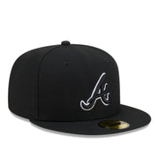 New Era Atlanta Braves Black White Outlined 59FIFTY Fitted Hat front right view