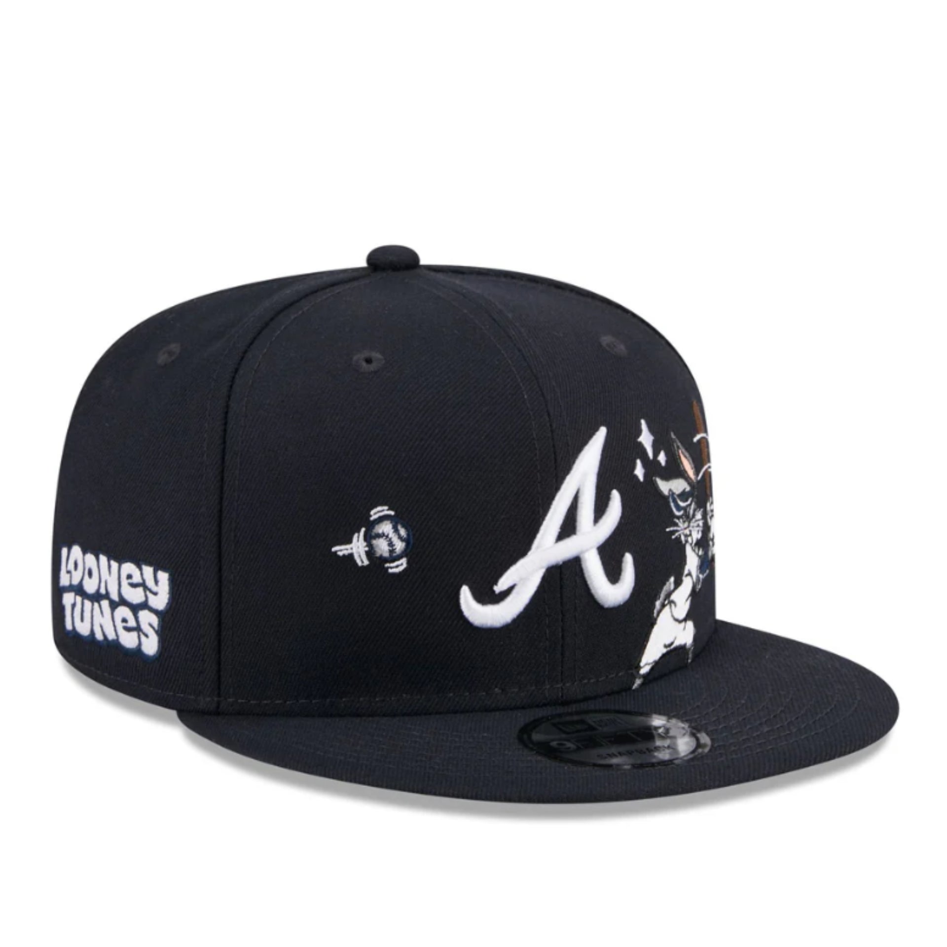 Black cap with white logo and 'Looney Tunes' text on a white background
