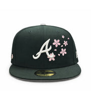 front view of New Era Atlanta Braves Cherry Blossom Black 59FIFTY Fitted Hat