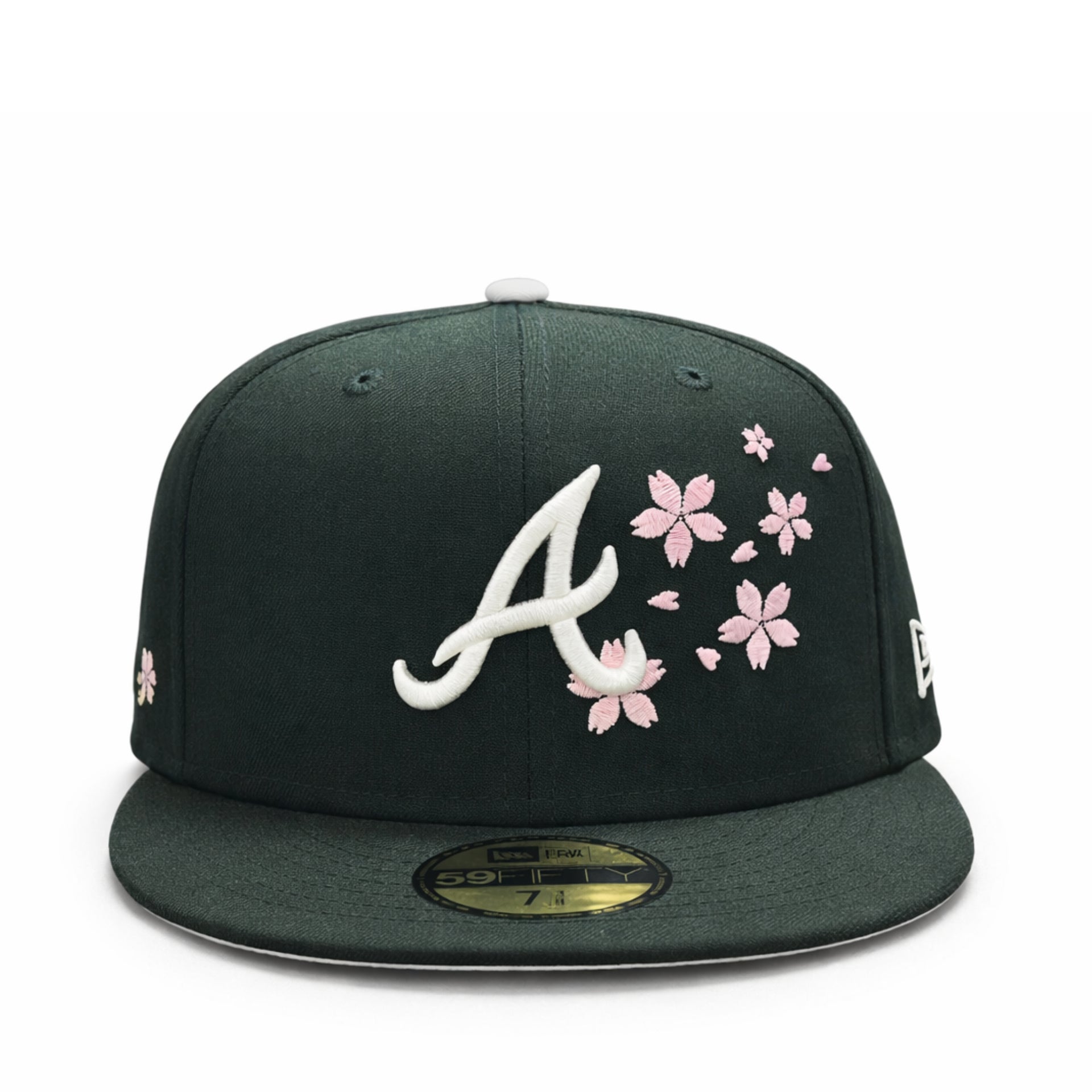 front view of New Era Atlanta Braves Cherry Blossom Black 59FIFTY Fitted Hat