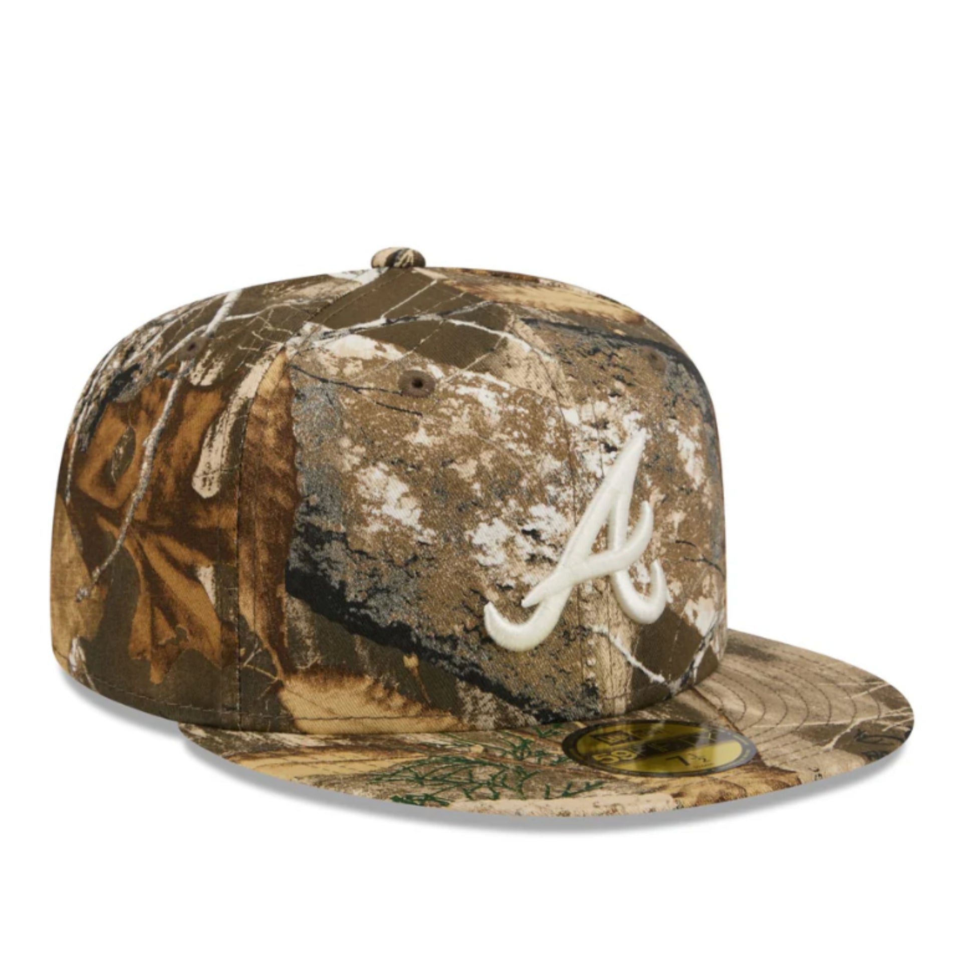 New Era Atlanta Braves Real Tree 59FIFTY Fitted Hat front right view