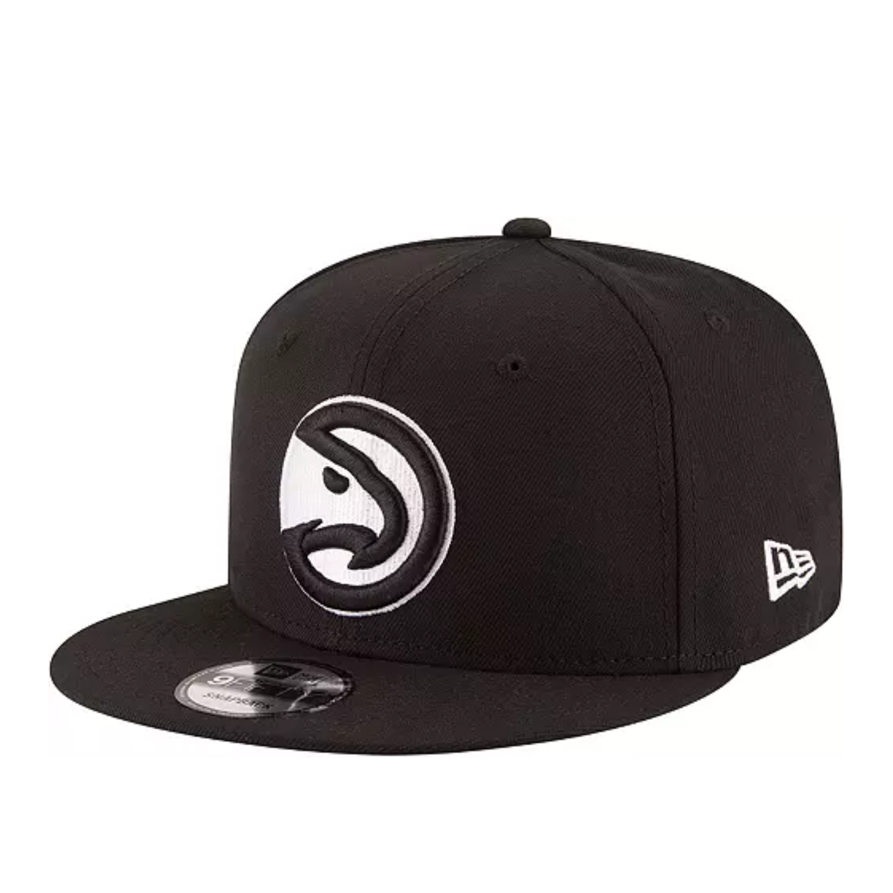 Front view of New Era Atlanta Hawks Black and White 9FIFTY Snapback Hat