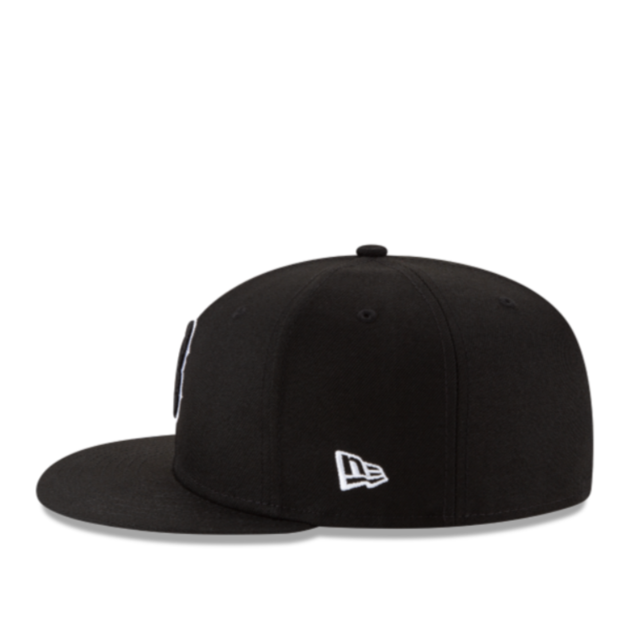Side view of New Era Boston Red Sox 59FIFTY fitted black hat