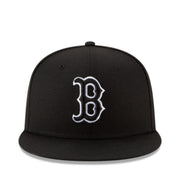 New Era Boston Red Sox 59fifty Fitted Hat - Black White outlined front view
