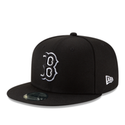 New Era Boston Red Sox black 9FIFTY snapback hat front view with white outlined logo