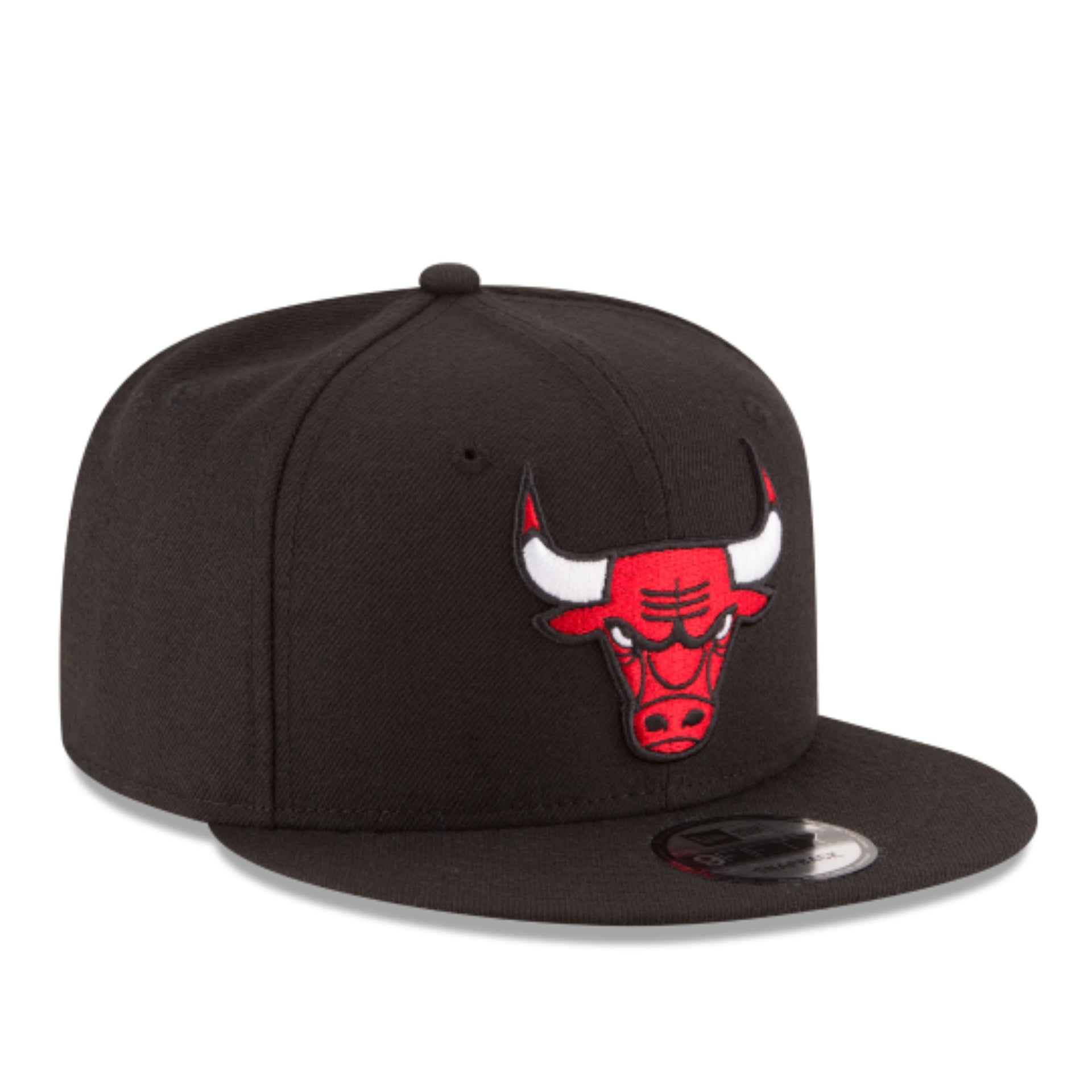 New Era Chicago Bulls Black 9FIFTY Snapback Hat front side view