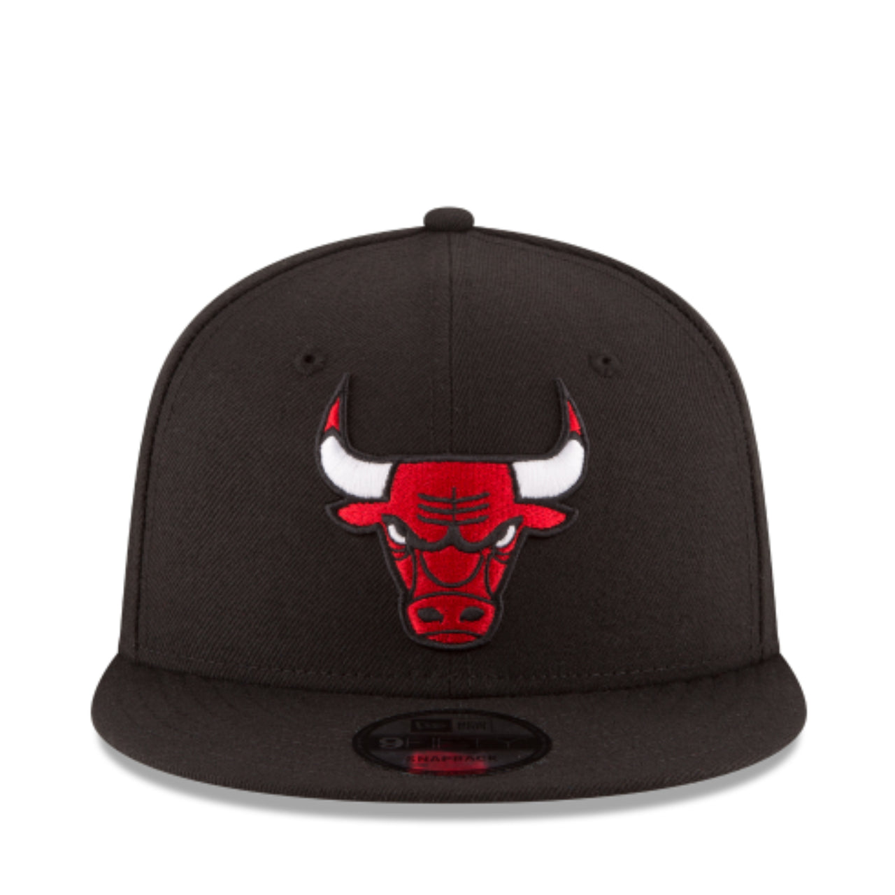 New Era Chicago Bulls Black 9FIFTY Snapback Hat front view
