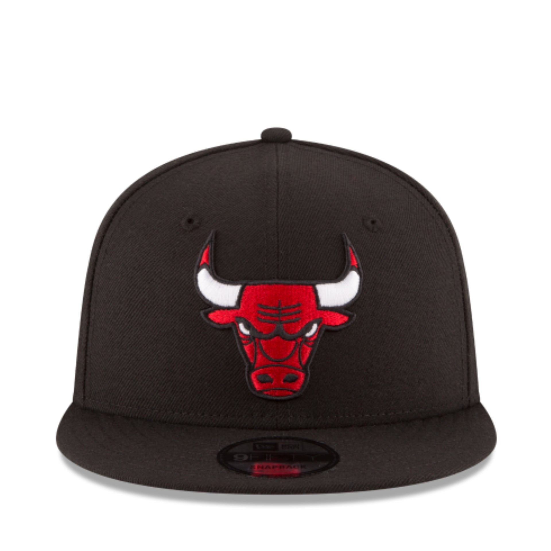 New Era Chicago Bulls Black 9FIFTY Snapback Hat front view