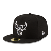 New Era NBA Chicago Bulls 59FIFTY Fitted Hat - Black White front left view