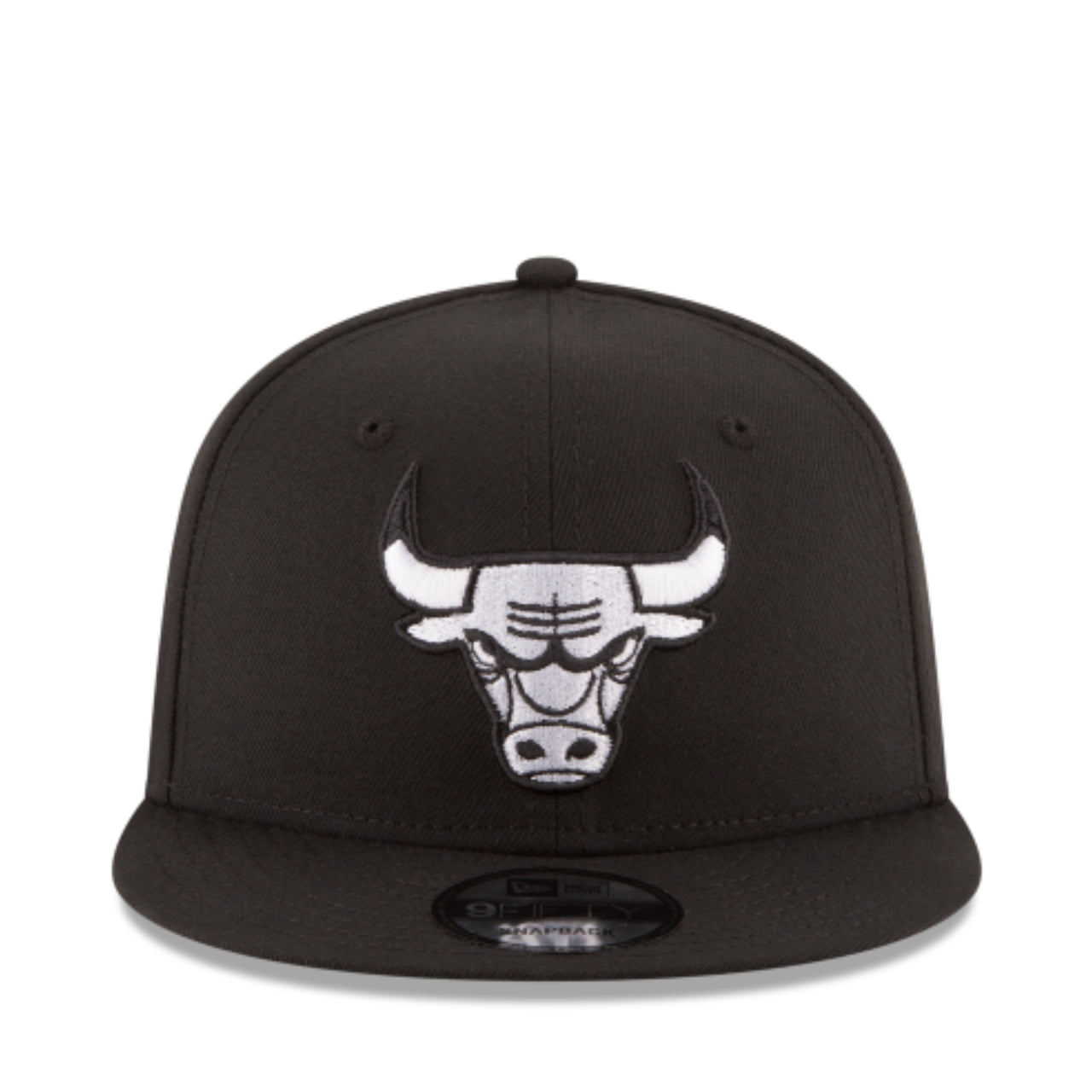 New Era Chicago Bulls Black White 9FIFTY Snapback Hat front view