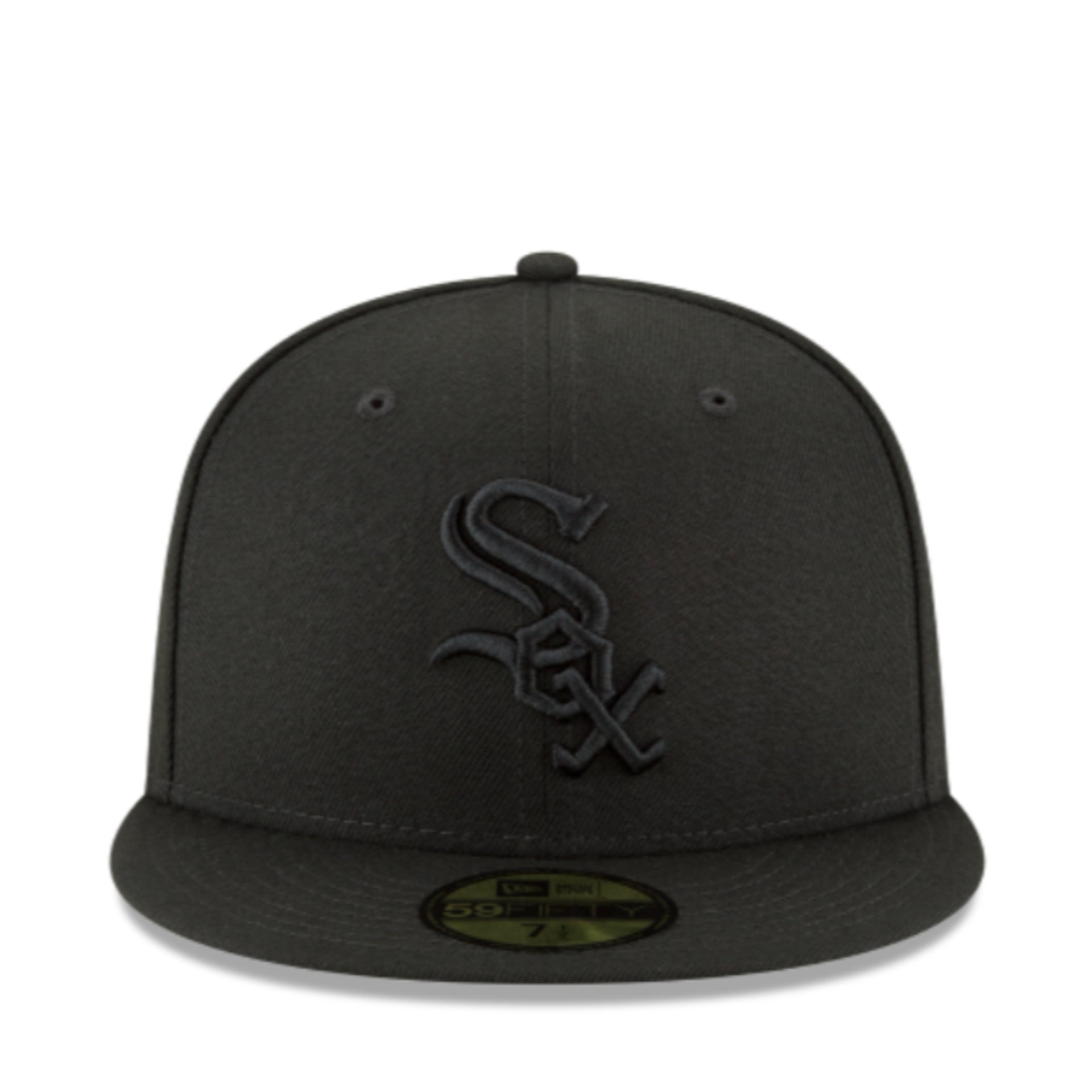 New Era Chicago White Sox Black on Black 59FIFTY Fitted Hat front view