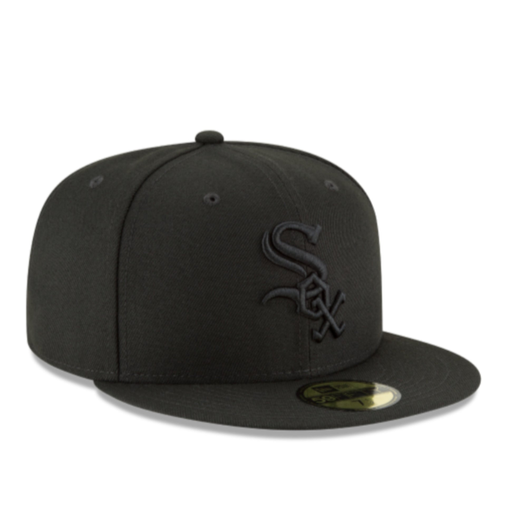 New Era Chicago White Sox Black on Black 59FIFTY Fitted Hat front right view