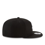 New Era Chicago White Sox Black White 9FIFTY Snapback Hat right side view