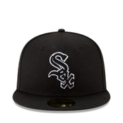 New Era Chicago White Sox Black White Outlined 59FIFTY Fitted Hat front view