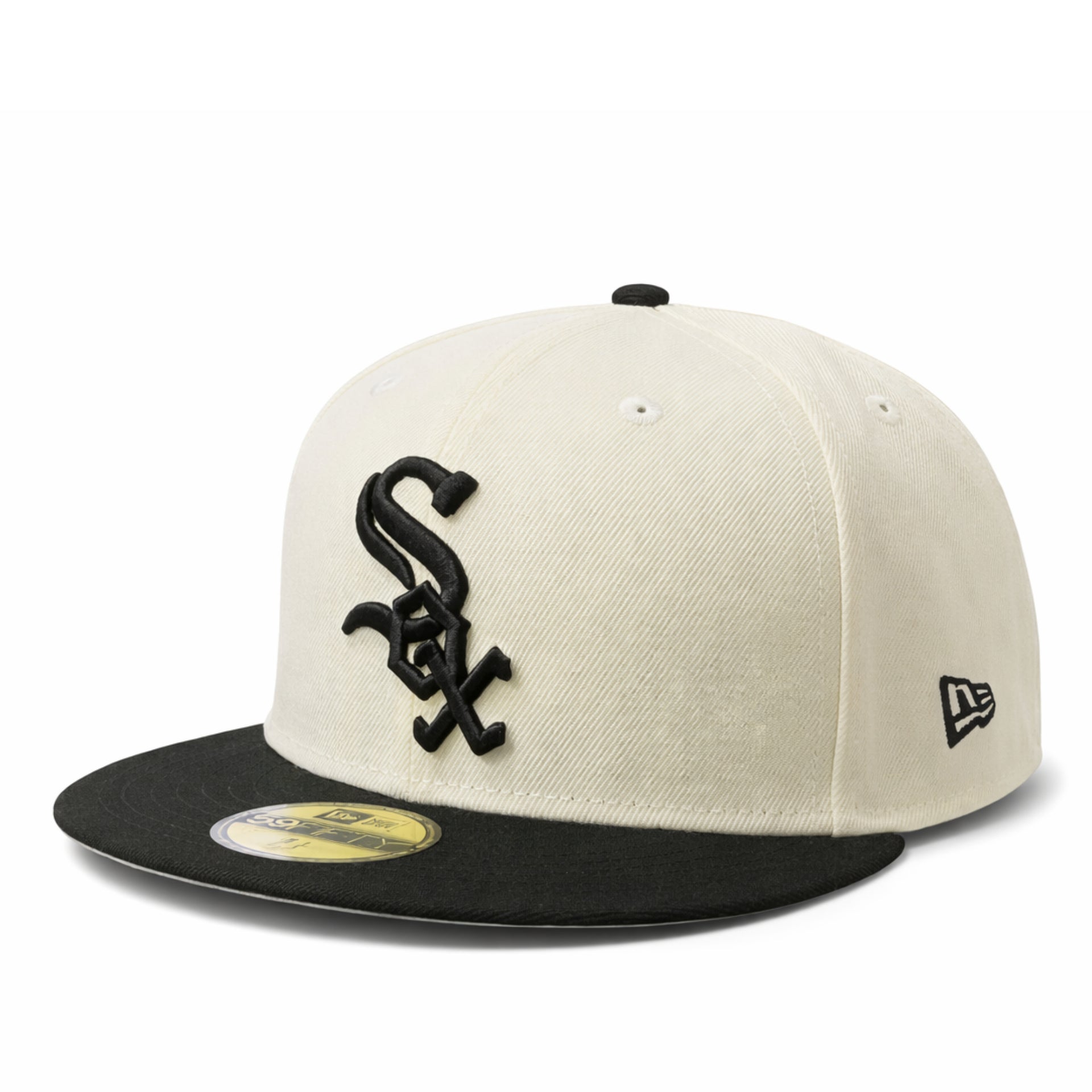 Baseball cap with a sox ogo on a white background