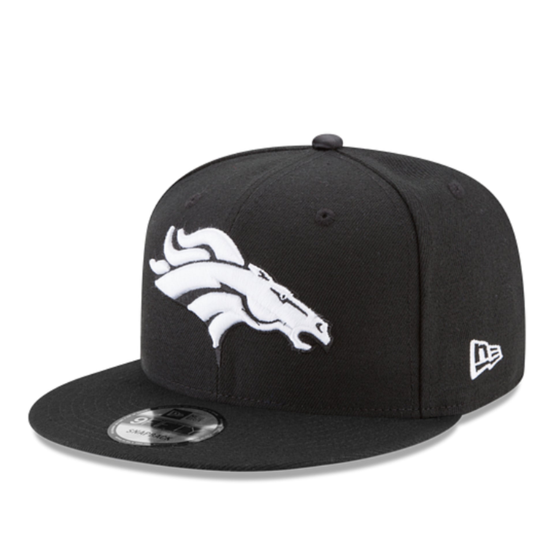 New Era Denver Broncos Black White 9FIFTY Snapback Hat front angle view