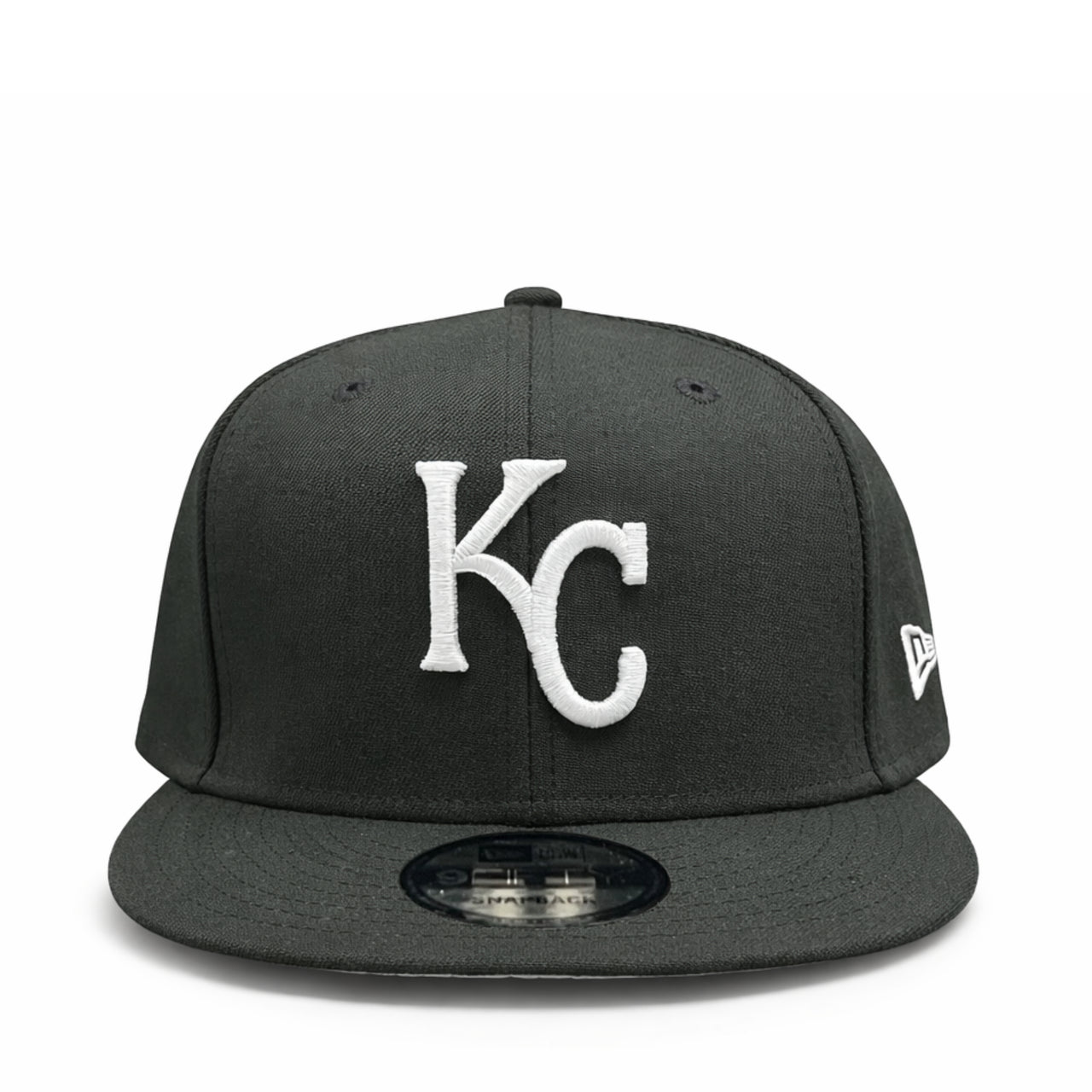 front view of New Era Kansas City Royals KC 9FIFTY Snapback Cap Black
