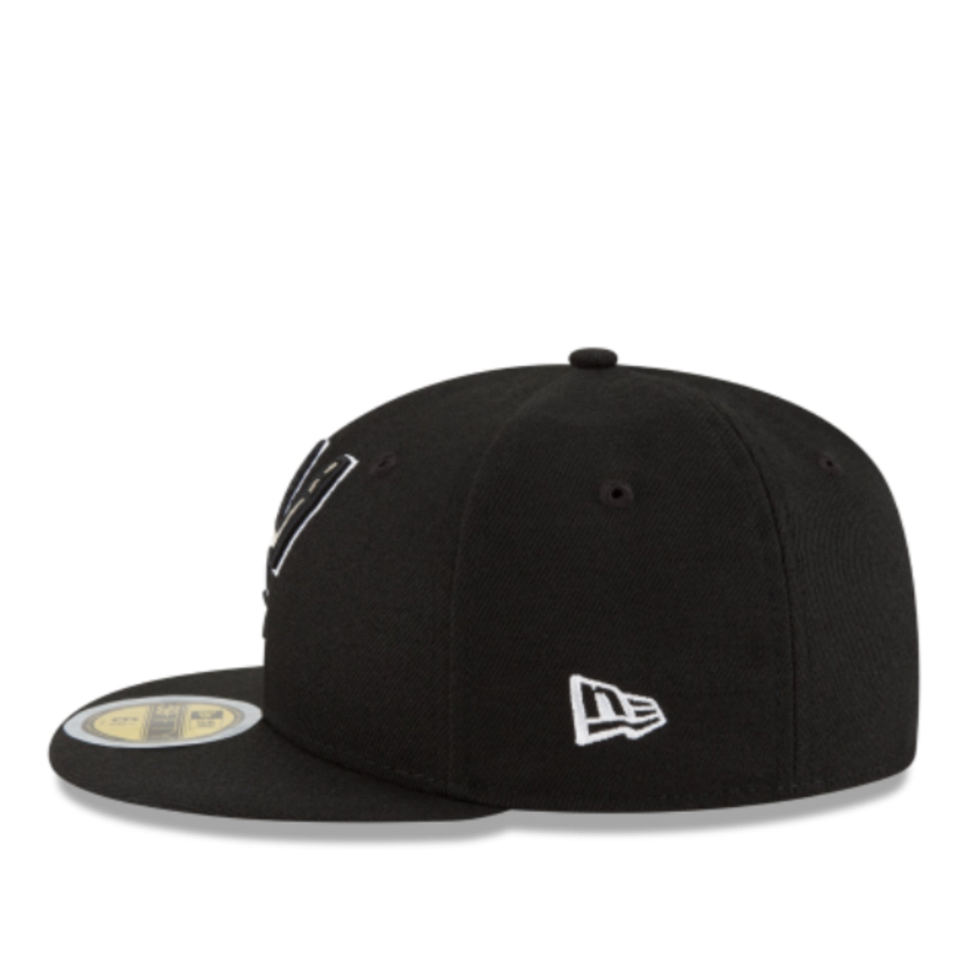 New Era Youth San Antonio Spurs Black 59FIFTY Fitted Hat left side view