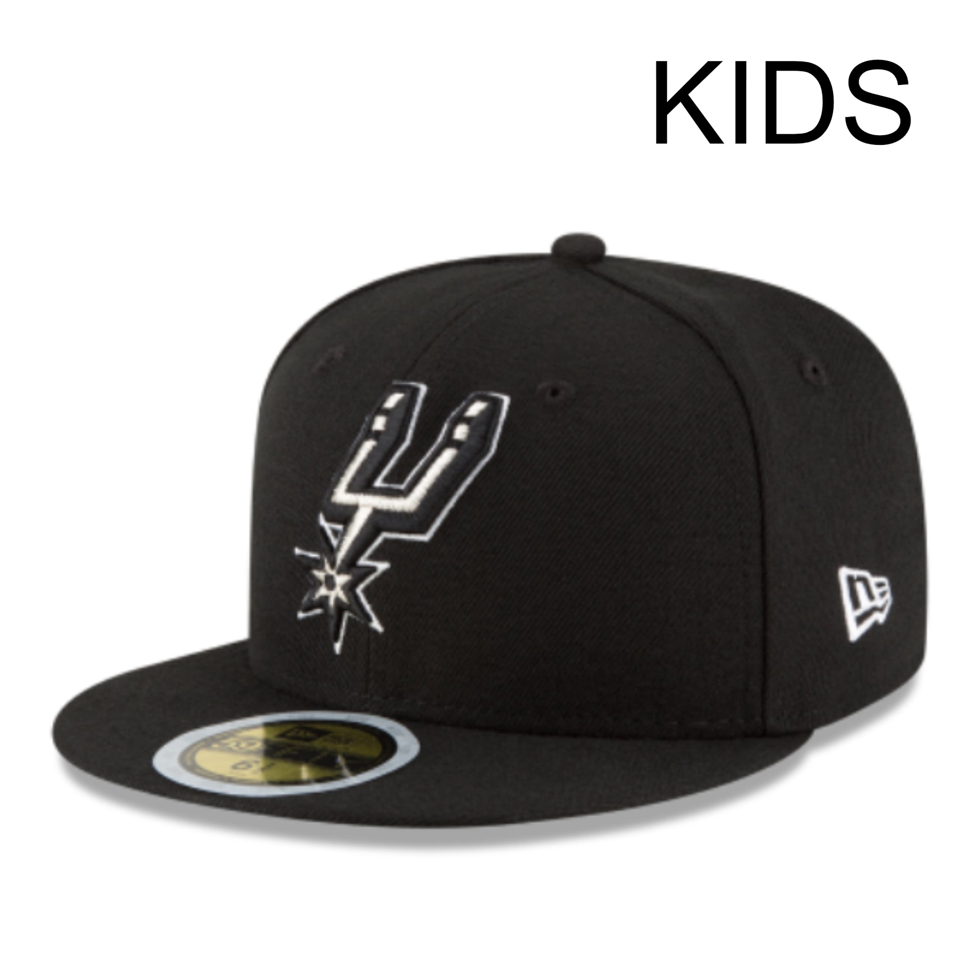 New Era Youth San Antonio Spurs Black 59FIFTY Fitted Hat front angle view