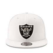 New Era Las Vegas Raiders White Black 9FIFTY Snapback Hat front view