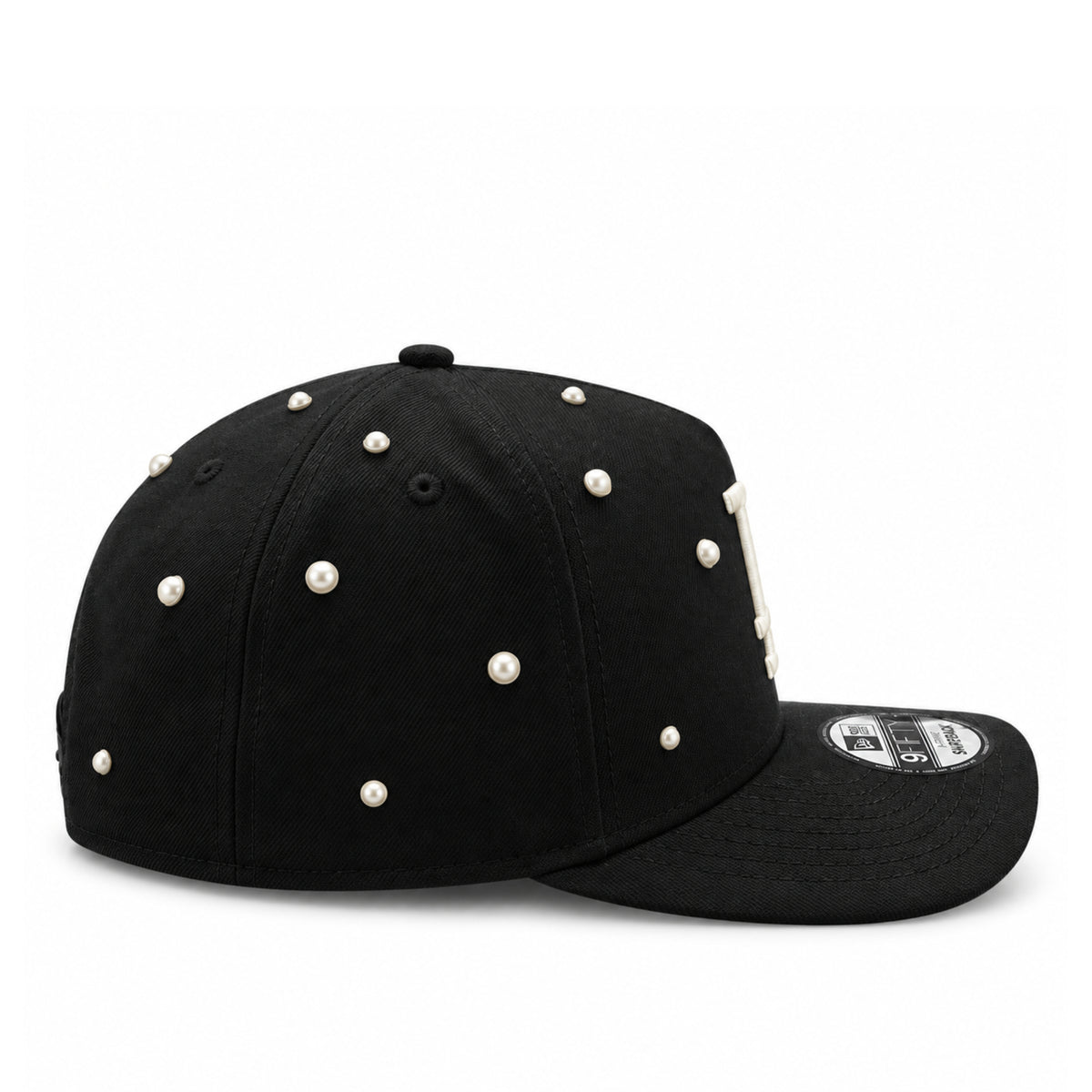 New Era Los Angeles Dodgers Charms 9FIFTY A-Frame Black White snapback hat side view 