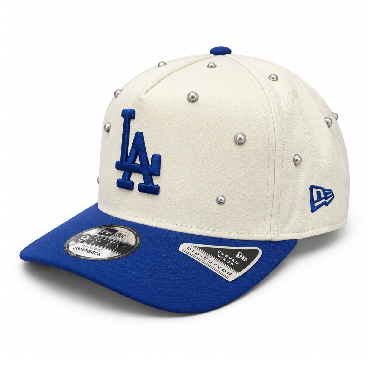 New Era Los Angeles Dodgers Charms 9FIFTY A-Frame cream and blue snapback hat angled view