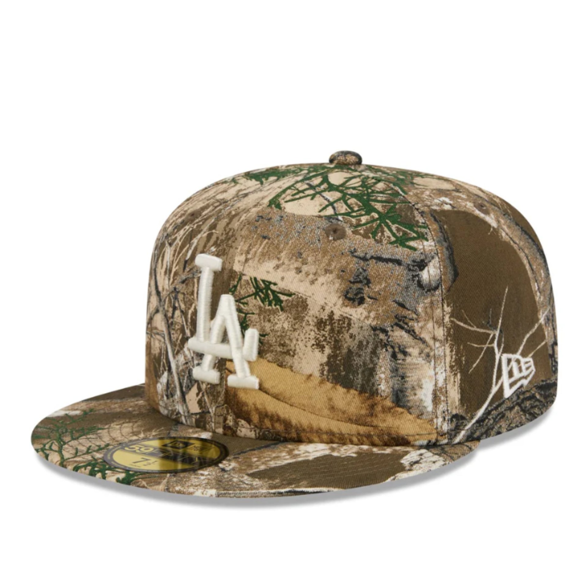 New Era Los Angeles Dodgers Real Tree 59FIFTY Fitted Hat angle view