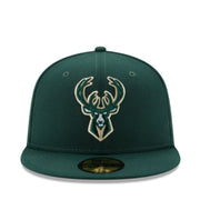 New Era NBA Milwaukee Bucks 59FIFTY Fitted Hat - Green front view