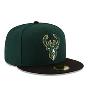 New Era NBA Milwaukee Bucks Green Black 59FIFTY Fitted Hat right front view