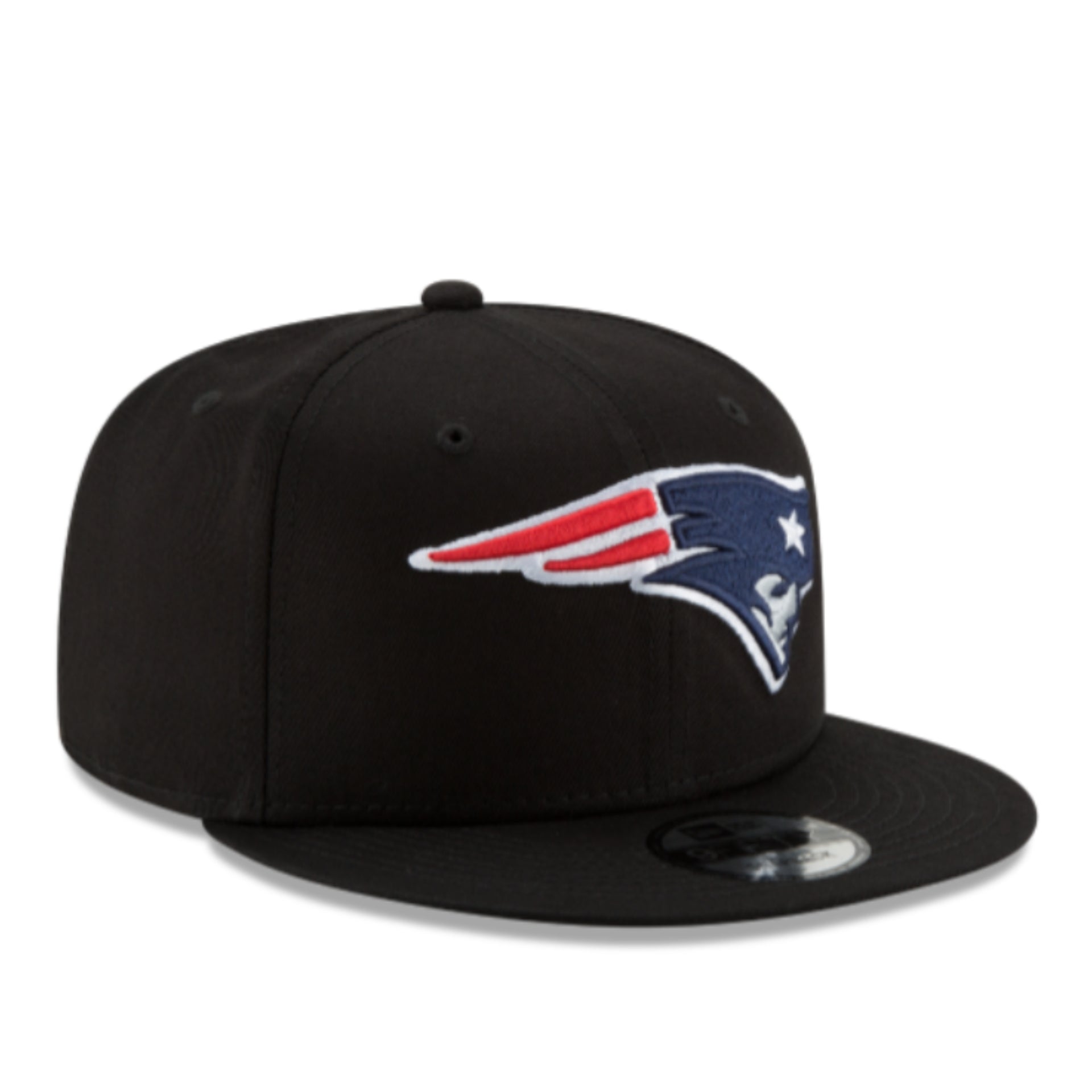 New Era  New England Patriots Black 9Fifty Snapback Hat front right view