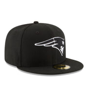 New Era New England Patriots Black White 59FIFTY Fitted Hat front right view