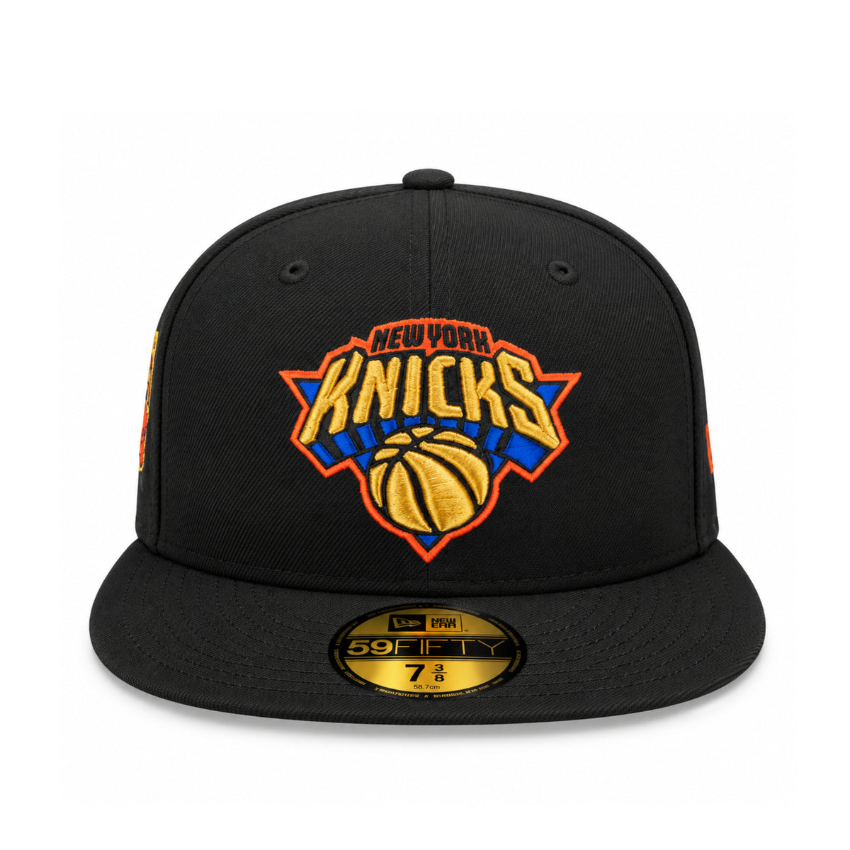 Front view of New Era New York Knicks 2026 Champions black 59FIFTY fitted hat with metallic gold Knicks logo