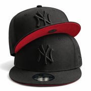 New Era New York Yankees Black Out Red Under Visor 9FIFTY Snapback Hat