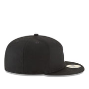 New Era New York Yankees Black White 59FIFTY Fitted Hat right side view