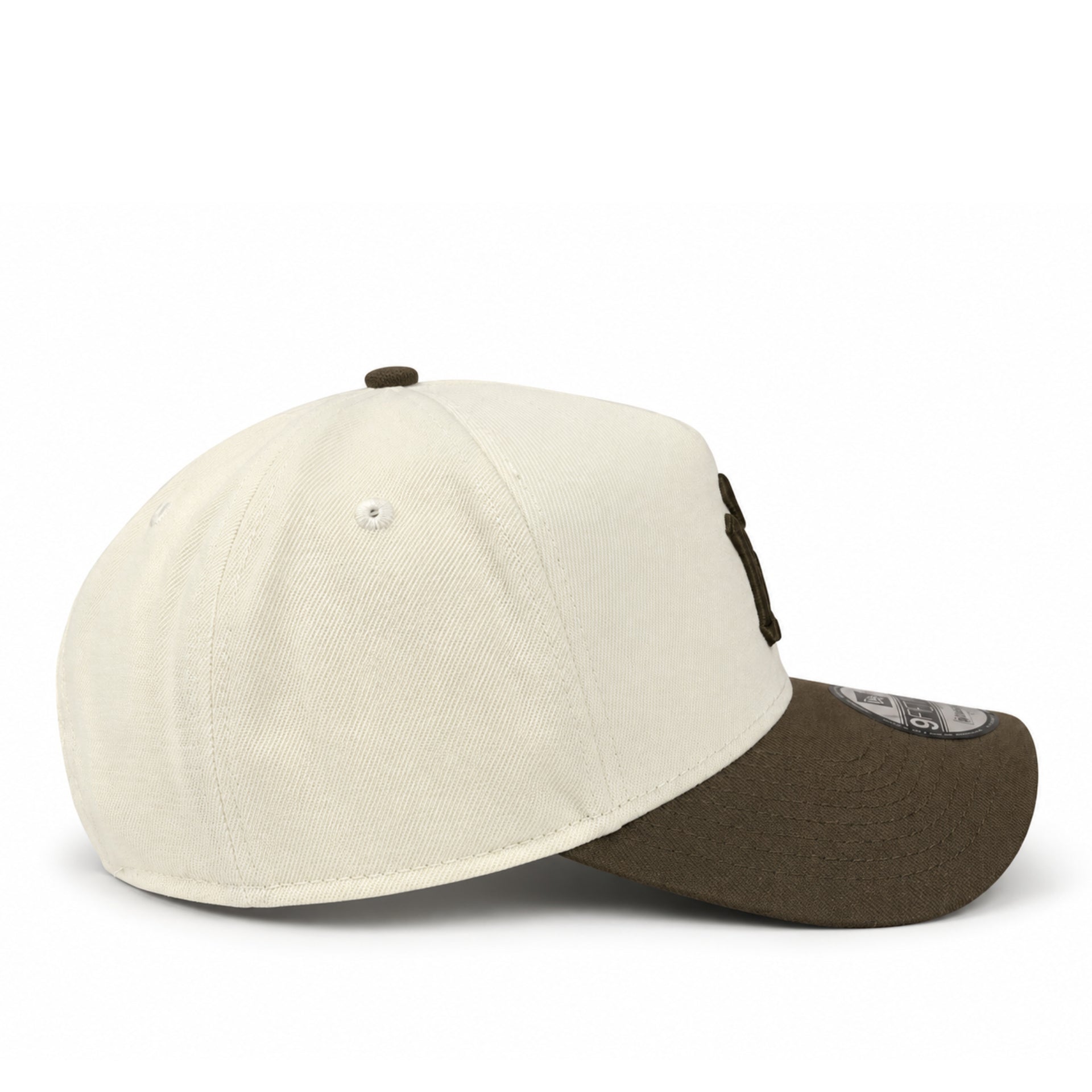 New Era New York Yankees Chrome Walnut Brown 9FORTY A-Frame Snapback Hat right side view